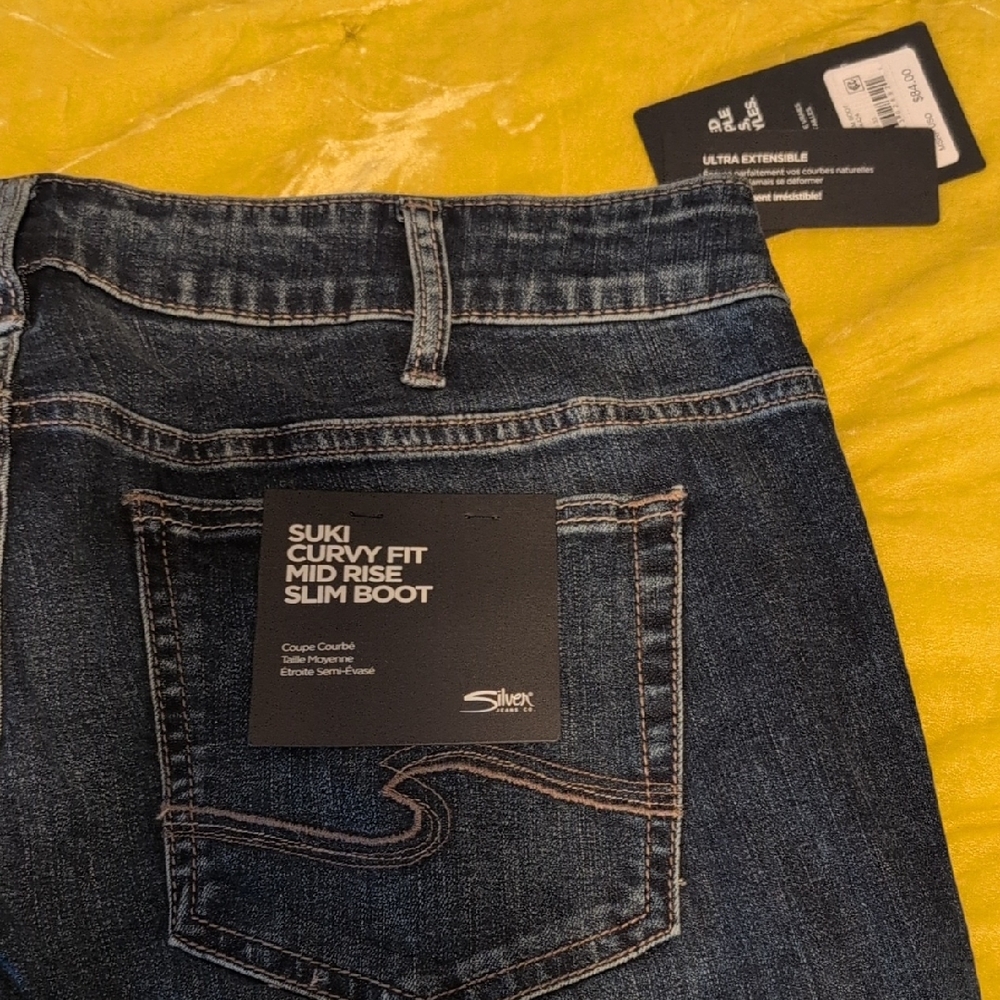 Silver Jeans Women's Boot Cut Jeans - Dark Blue